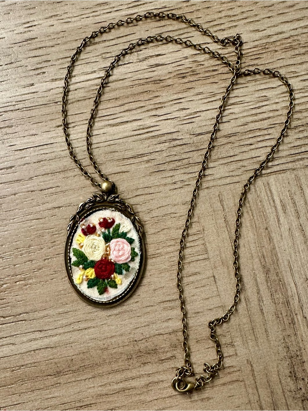Vintage-Inspired Embroidered Floral Pendant Necklace - Red, Pink, Cream